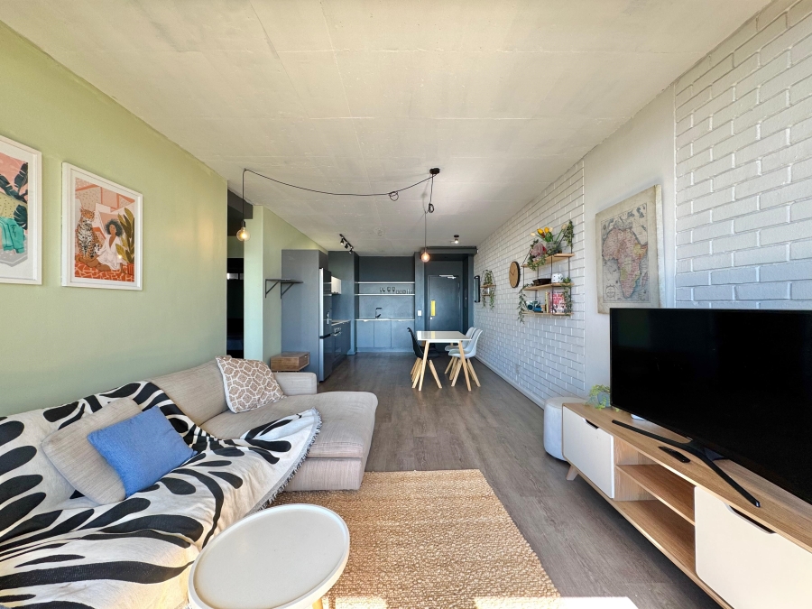 To Let 2 Bedroom Property for Rent in Woodstock Western Cape